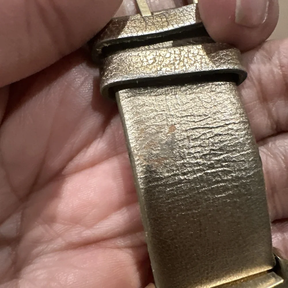 Working DKNY Square Crystal Ladies Watch  30mm Gold Strap New Battery Fit 7.5‎